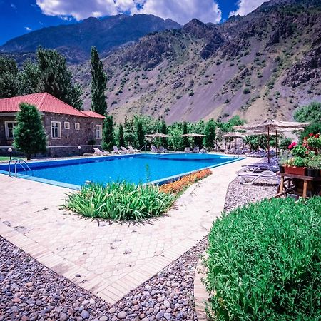 Chatcal Mountains Resort Burchmulla Exterior foto