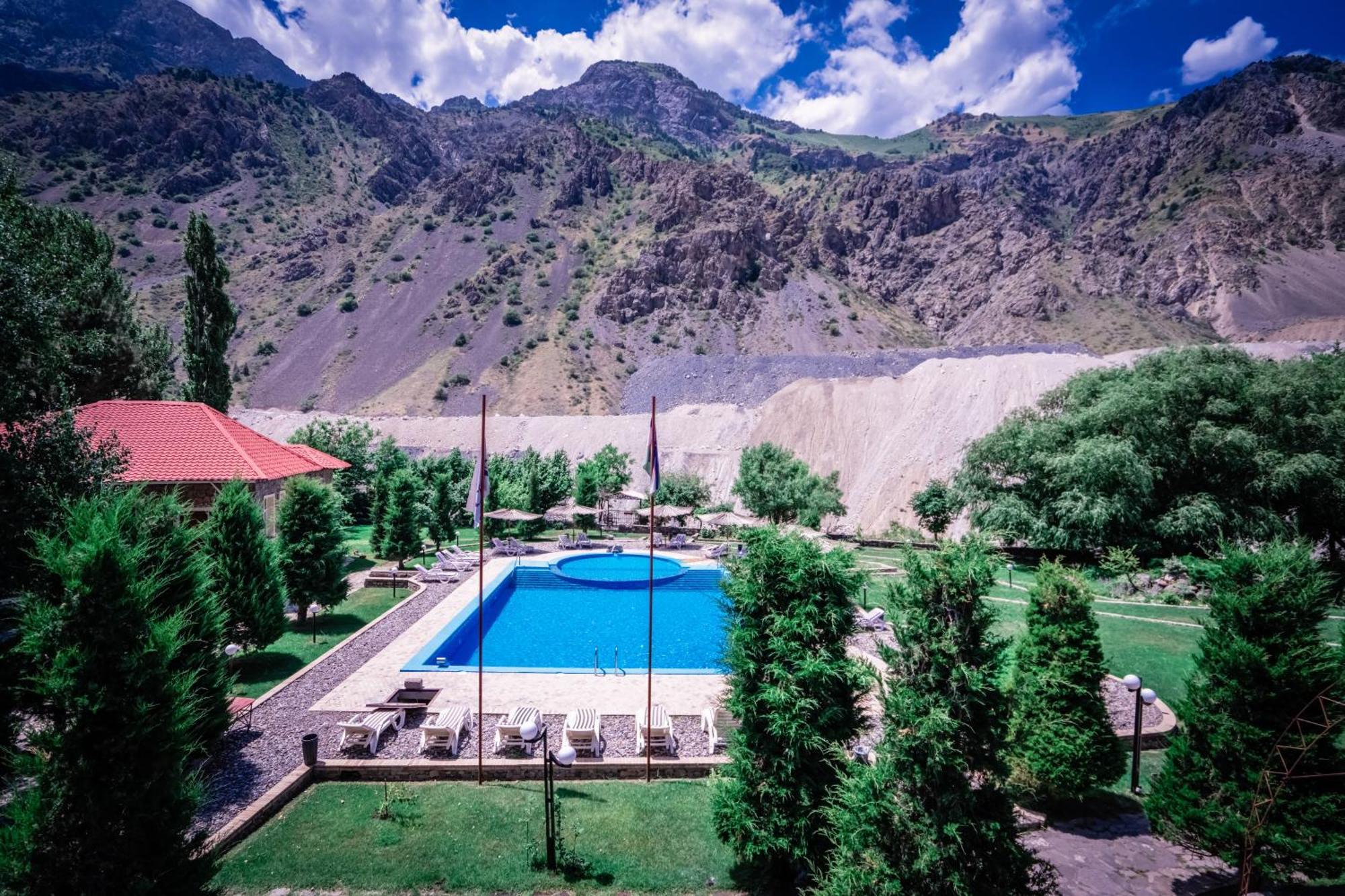 Chatcal Mountains Resort Burchmulla Exterior foto