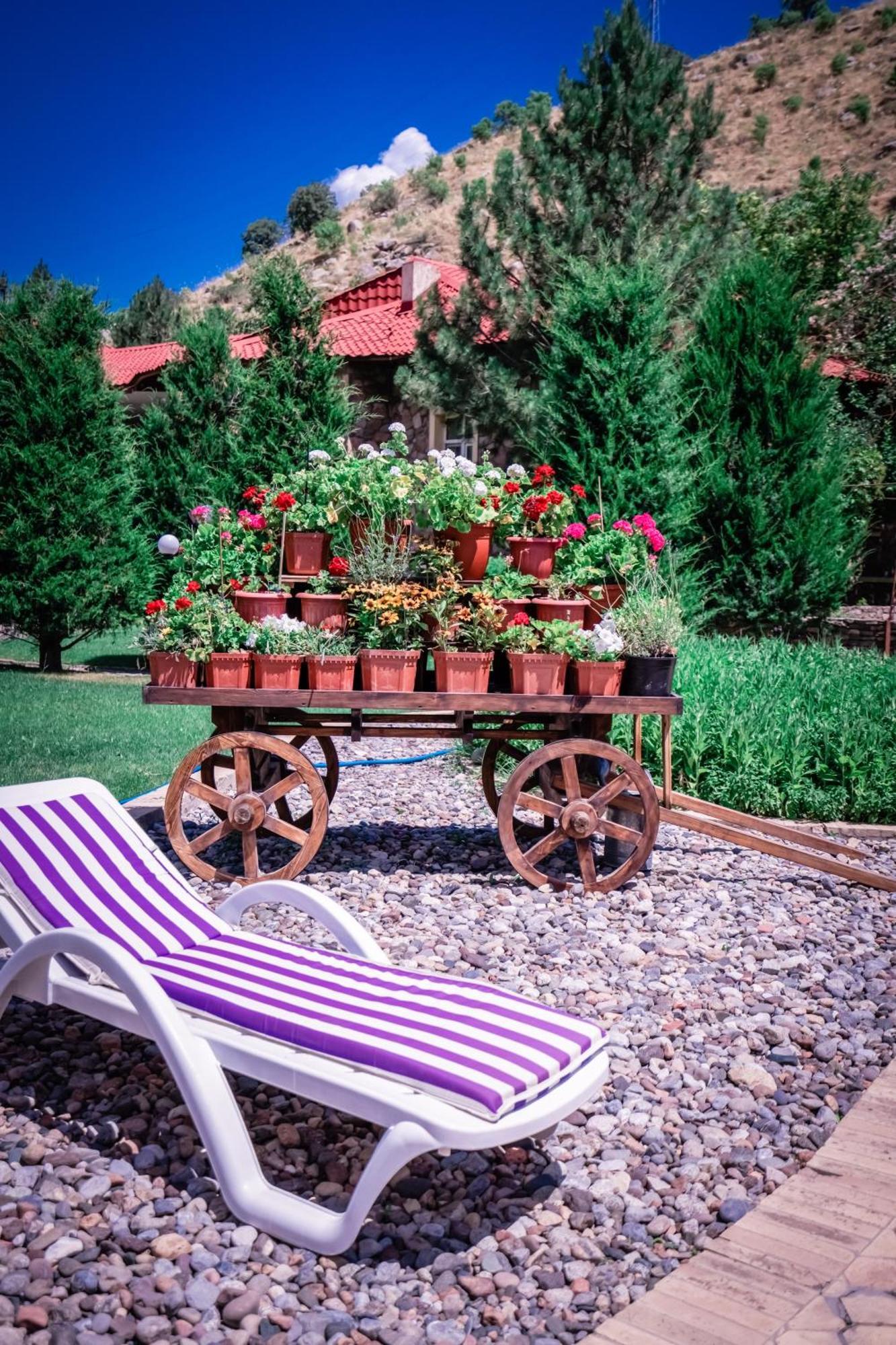 Chatcal Mountains Resort Burchmulla Exterior foto