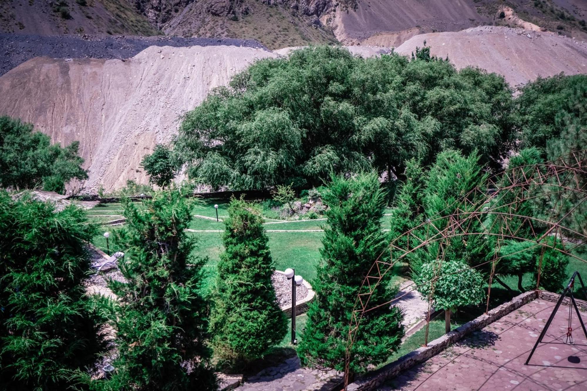 Chatcal Mountains Resort Burchmulla Exterior foto