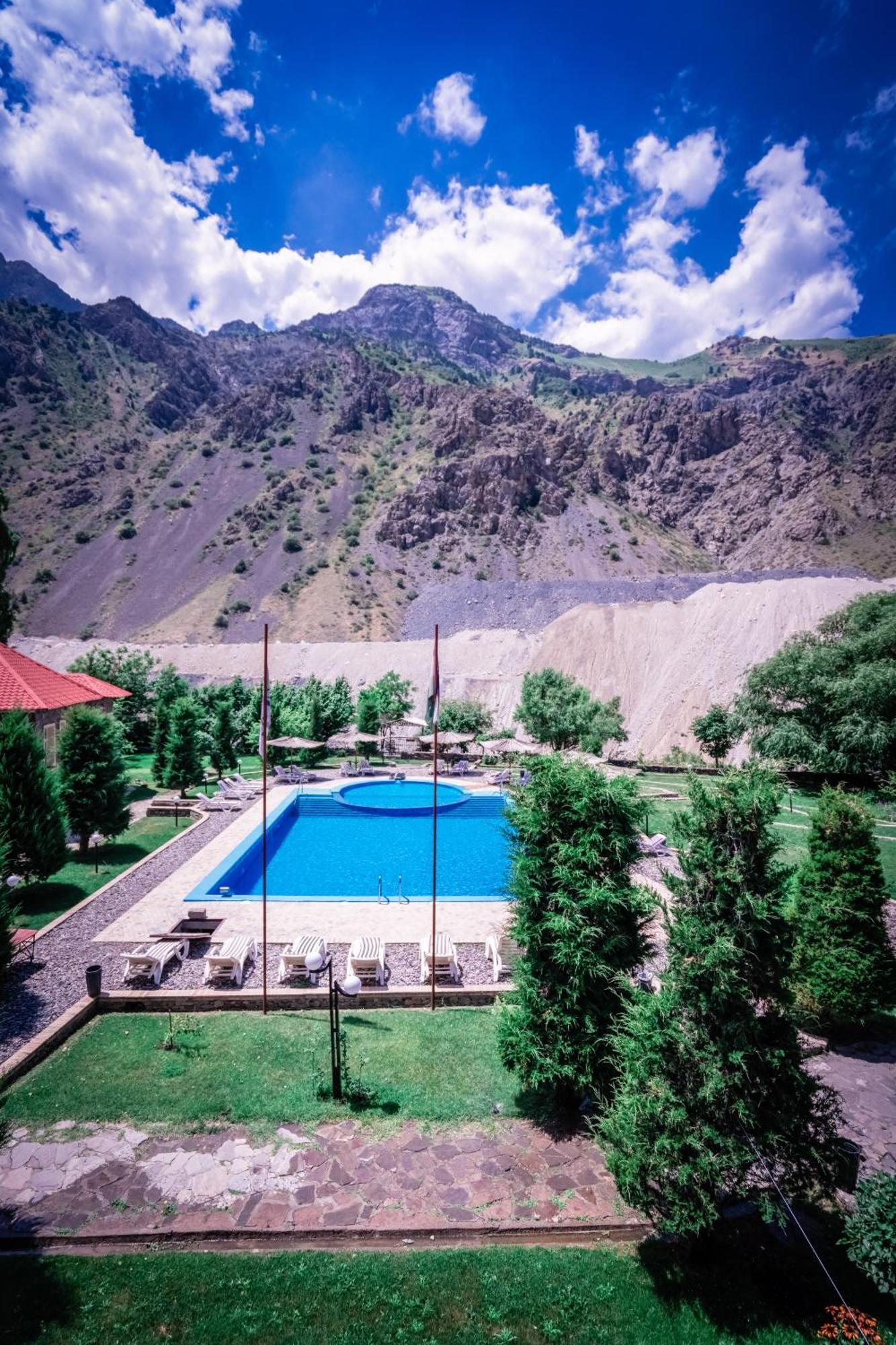 Chatcal Mountains Resort Burchmulla Exterior foto