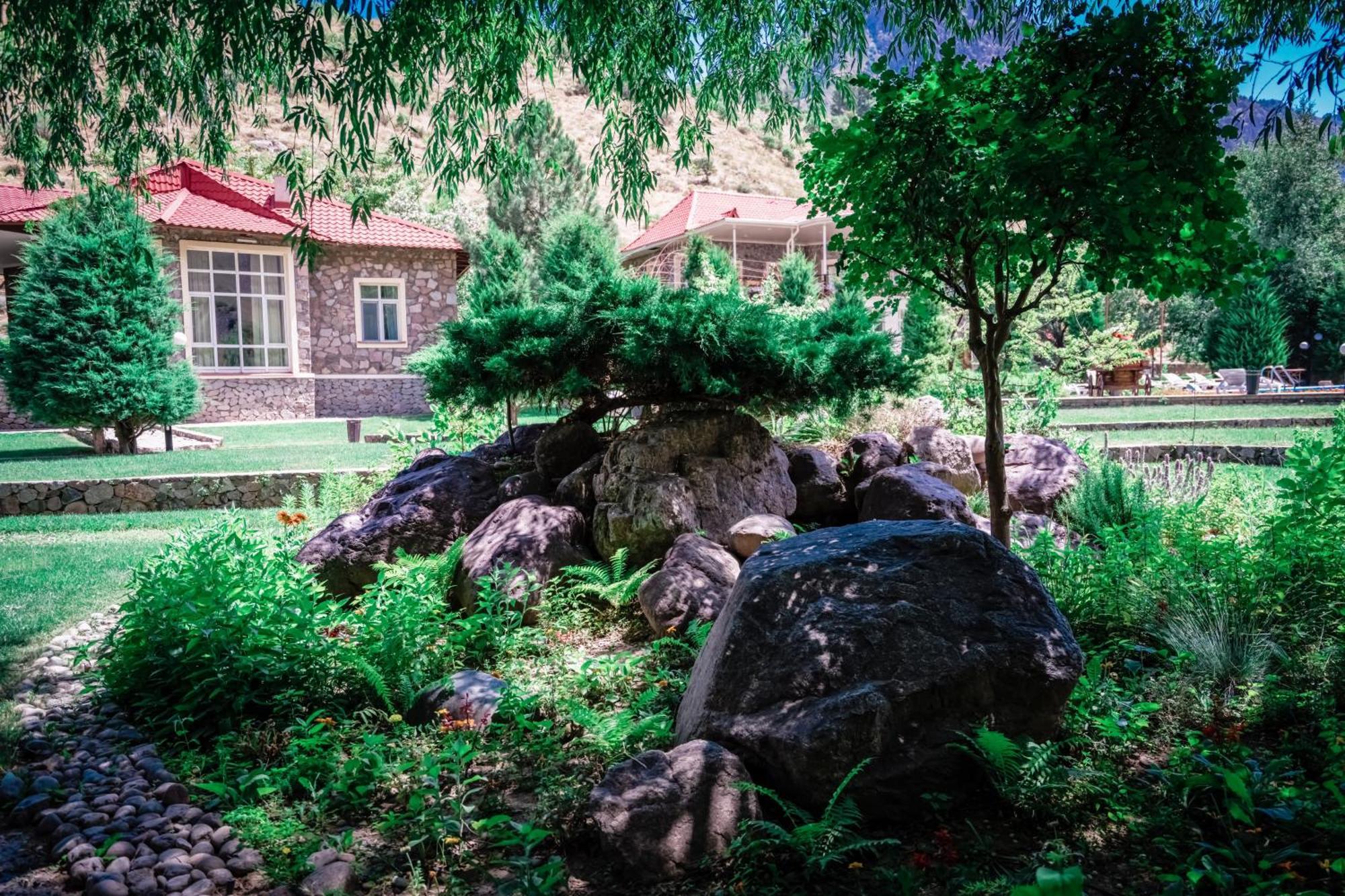 Chatcal Mountains Resort Burchmulla Exterior foto