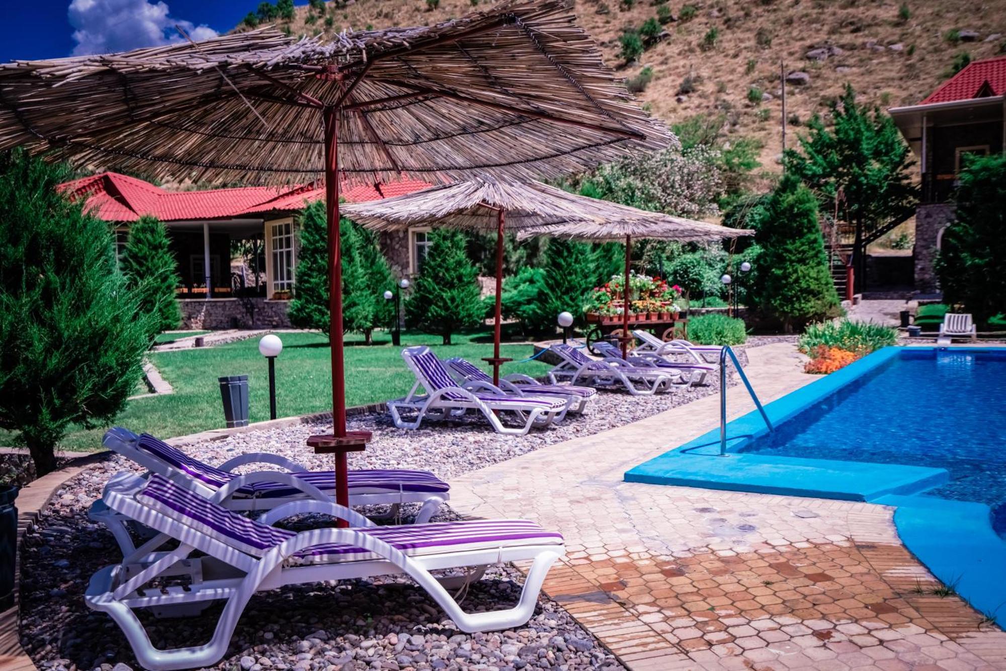 Chatcal Mountains Resort Burchmulla Exterior foto