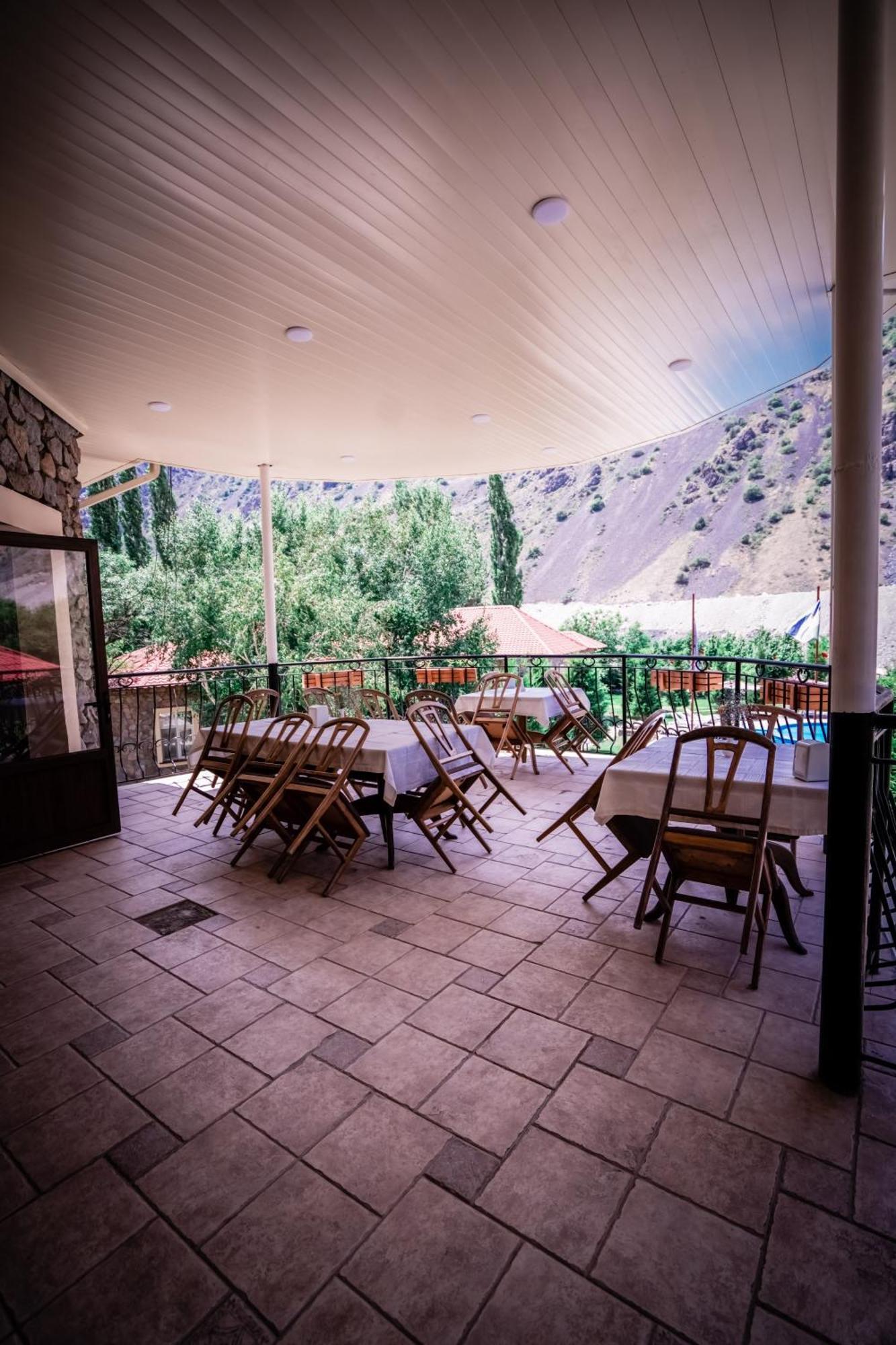 Chatcal Mountains Resort Burchmulla Exterior foto